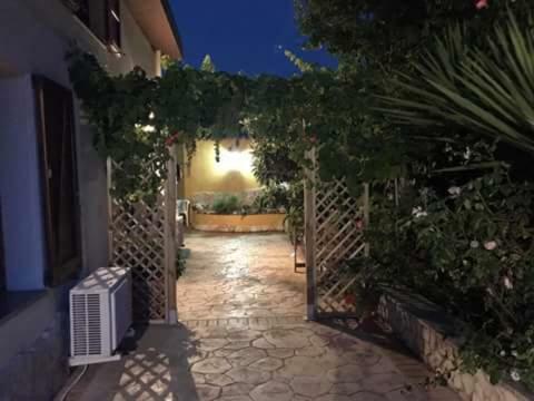 كوارتو سانتيلينا B&B Villa Sul Golfo المظهر الخارجي الصورة