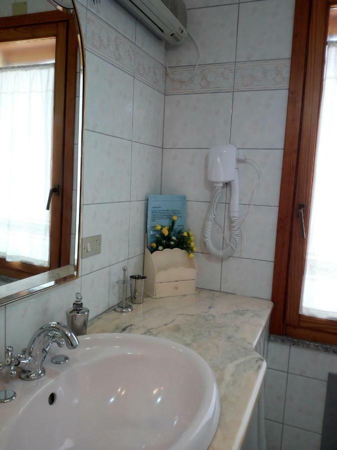 كوارتو سانتيلينا B&B Villa Sul Golfo المظهر الخارجي الصورة