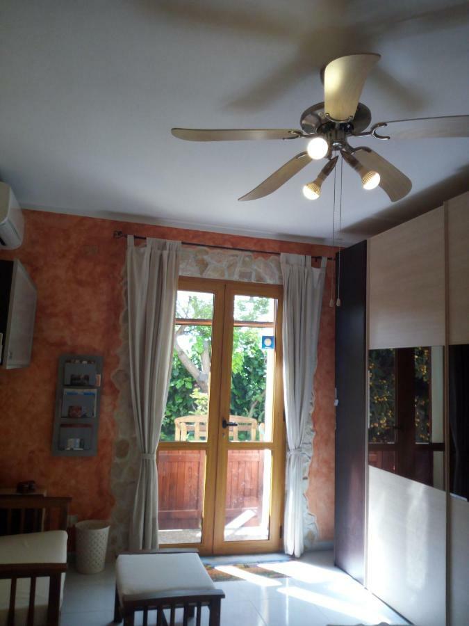كوارتو سانتيلينا B&B Villa Sul Golfo المظهر الخارجي الصورة