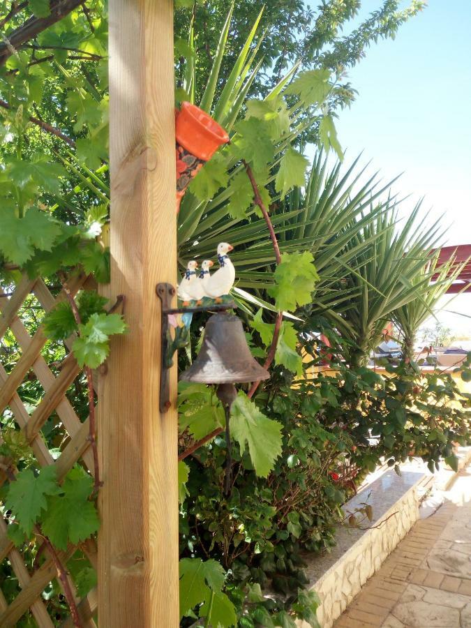 كوارتو سانتيلينا B&B Villa Sul Golfo المظهر الخارجي الصورة